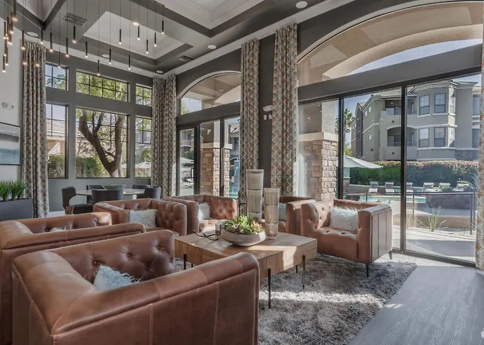 Apartment Boulevard 1br By Stadium Pool Parking Gym 04
