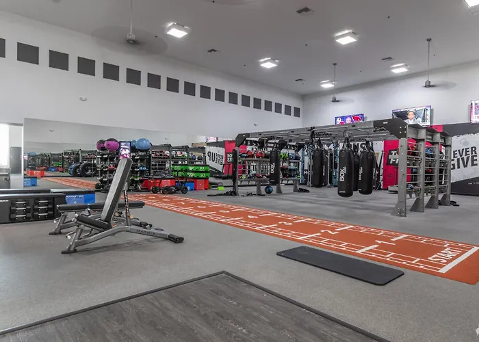 Boulevard 1br By Stadium Pool Parking Gym 04