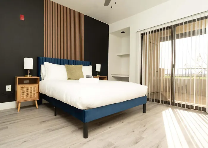 Boulevard 1br By Stadium Pool Parking Gym 04